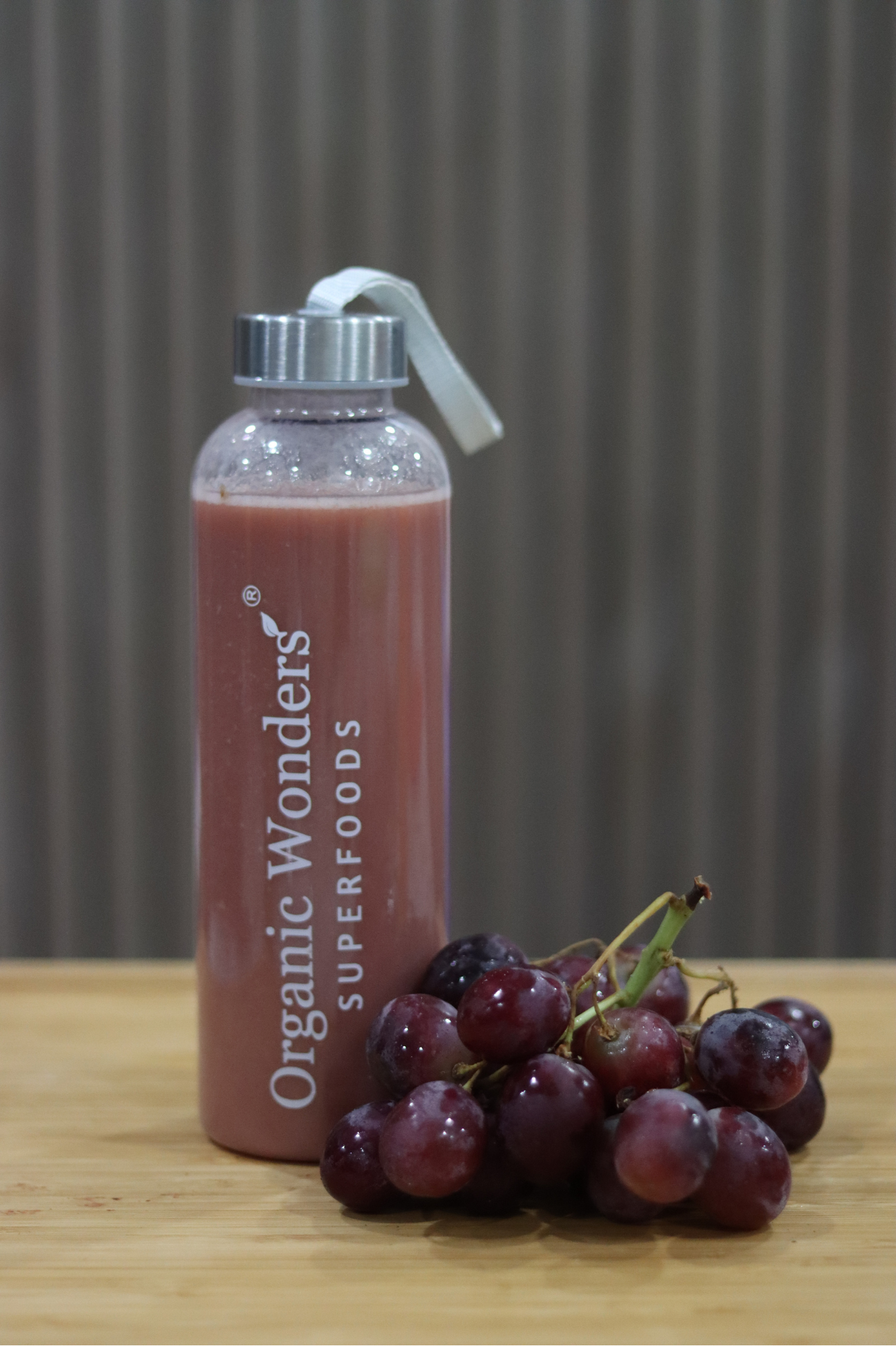 Superfood Bottle 450ml | Juice | Smoothies | Milkshakes | Water - Silver Handle